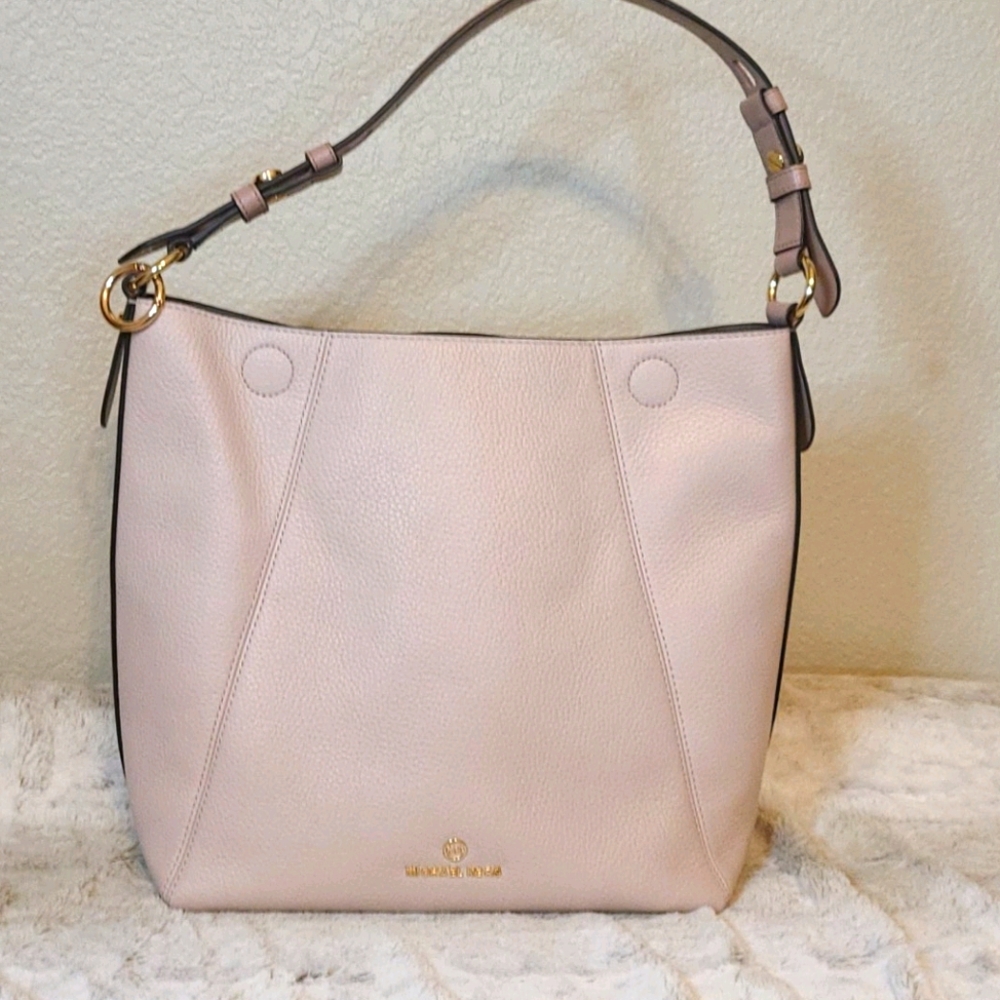 Michael Kors Lucy Hobo Bag